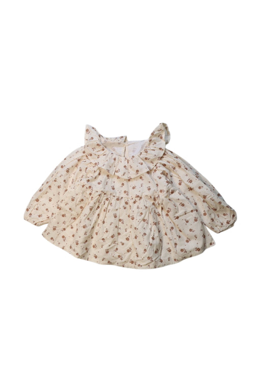 A Ivory Long Sleeve Dresses from Aosta in size 2T for girl. (Front View)