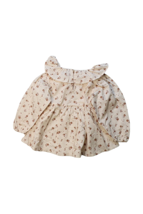 A Ivory Long Sleeve Dresses from Aosta in size 2T for girl. (Back View)