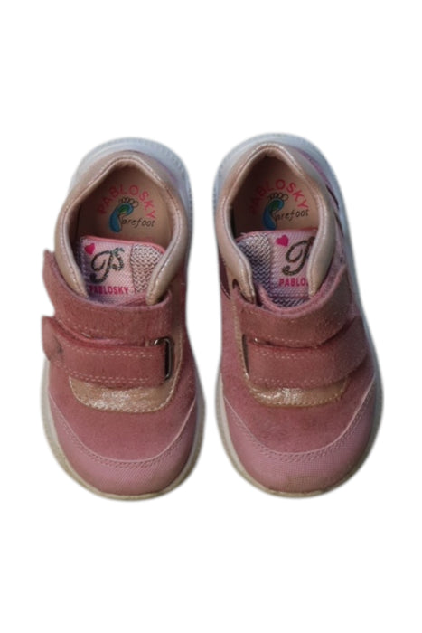 A Pink Sneakers from Pablosky in size 3T for girl. (Back View)
