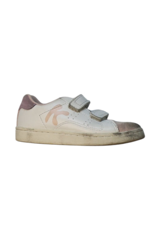 A White Sneakers from Kavat in size 5T for girl. (Front View)