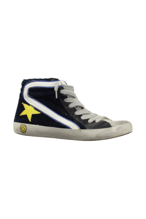 A Multicolor Sneakers from Golden Goose in size 7Y for neutral. (Front View)