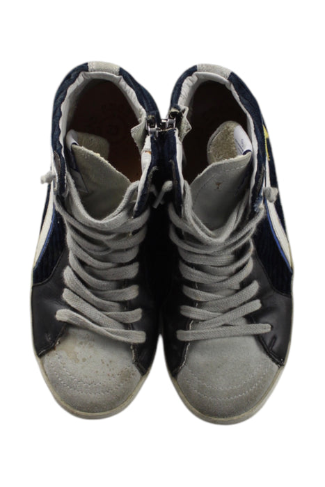 A Multicolor Sneakers from Golden Goose in size 7Y for neutral. (Back View)