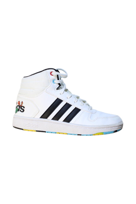 A Multicolour Sneakers from Adidas in size 7Y for neutral. (Front View)