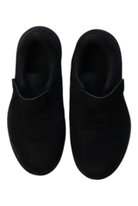 A Black Sneakers from Nike in size 5T for neutral. (Back View)