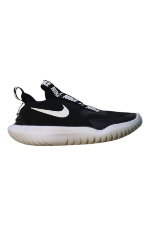 A Black Sneakers from Nike in size 5T for neutral. (Front View)