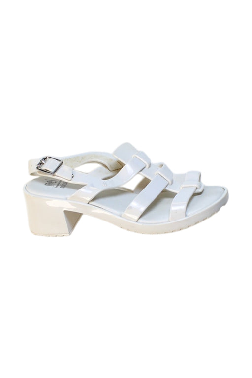 A White Sandals from Melissa in size 7Y for girl. (Front View)