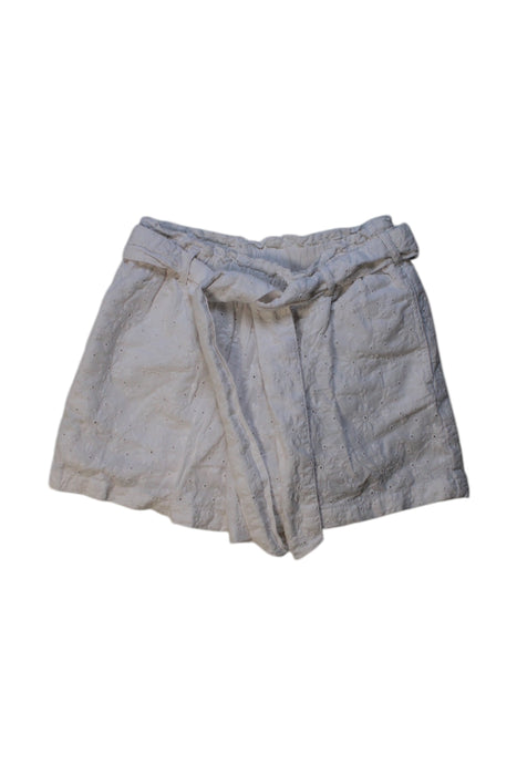 A White Shorts from Polo Ralph Lauren in size 5T for girl. (Front View)