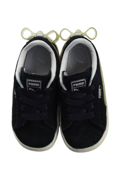 A Black Sneakers from Puma in size 3T for neutral. (Back View)