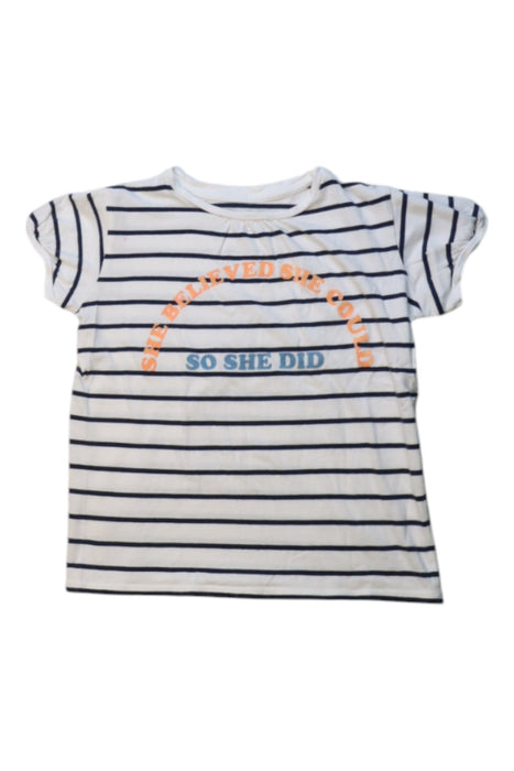 A White Short Sleeve Tops from Velveteen in size 6T for girl. (Front View)