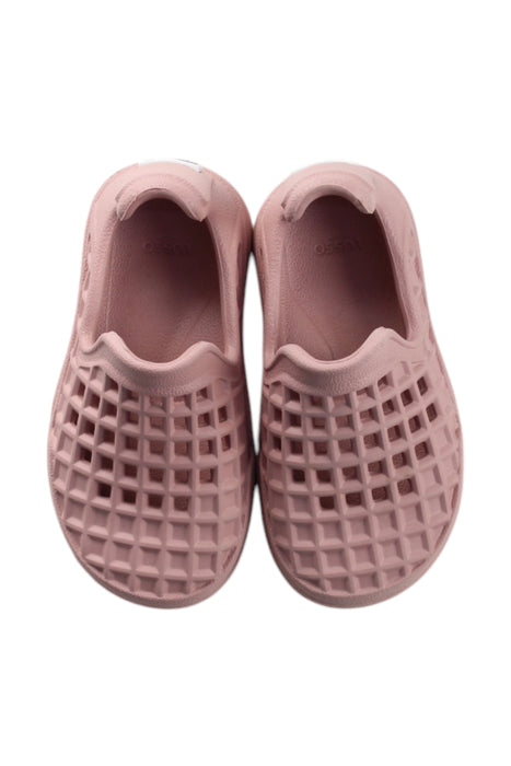 A Pink Slip Ons from Lusso Cloud in size 3T for neutral. (Back View)