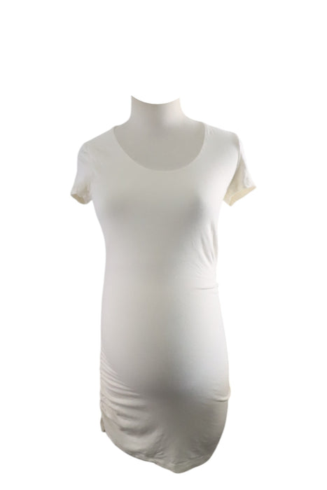 A Ivory Short Sleeve Dresses from Isabella Oliver in size Maternity-XS for girl. (Front View)