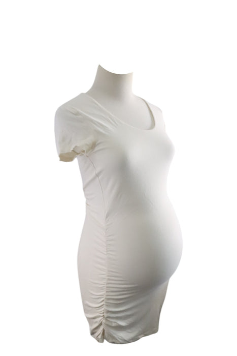 A Ivory Short Sleeve Dresses from Isabella Oliver in size Maternity-XS for girl. (Back View)