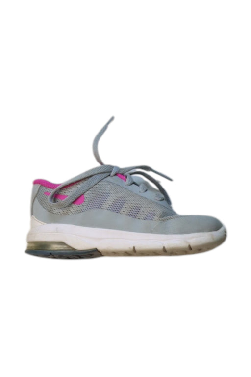 A Grey Sneakers from Nike in size 18-24M for girl. (Front View)