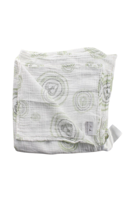 A White Swaddles from Aden & Anais in size O/S for neutral. (Back View)