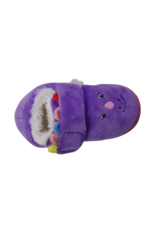 A Purple Slippers from Jojo Maman Bébé in size 3T for girl. (Front View)