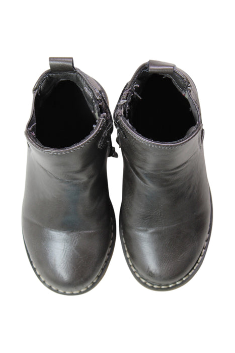 A Black Casual Boots from Seed in size 3T for girl. (Back View)