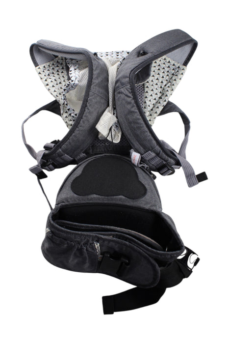 A Grey Baby Carriers from Pognae in size O/S for neutral. (Back View)