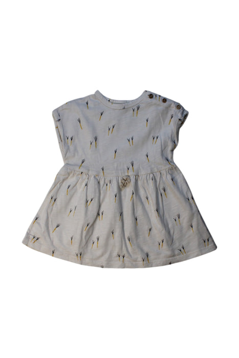 A Grey Short Sleeve Dresses from Buho in size 3-6M for girl. (Front View)