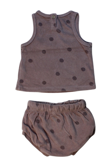 A Taupe Shorts Sets from Quincy Mae in size 3-6M for girl. (Back View)