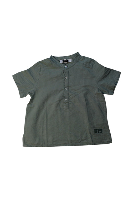 A Green Short Sleeve Shirts from Bonpoint in size 4T for boy. (Front View)