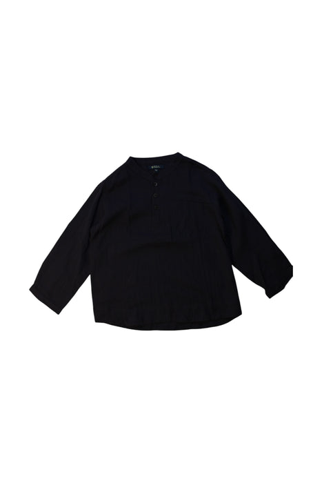A Black Long Sleeve Shirts from Velveteen in size 4T for girl. (Front View)