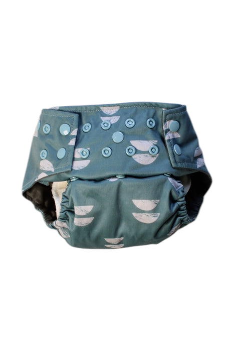 A Green Cloth Diapers from La Petite Ourse in size O/S for neutral. (Back View)