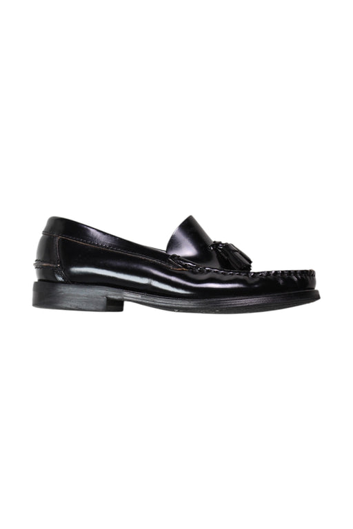 A Black Loafers & Moccasins from Neck & Neck in size 7Y for neutral. (Front View)