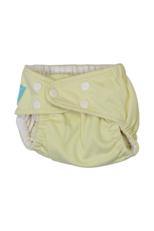 A Yellow Cloth Diapers from Charlie Banana in size O/S for neutral. (Front View)