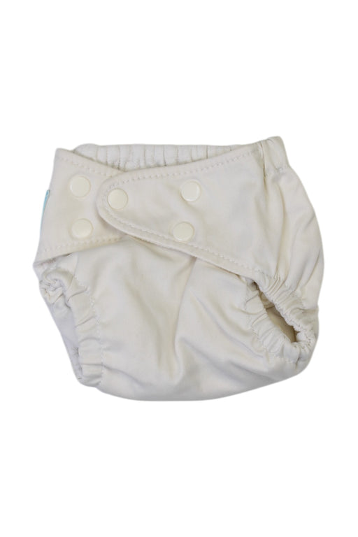 A Ivory Cloth Diapers from Charlie Banana in size O/S for neutral. (Front View)