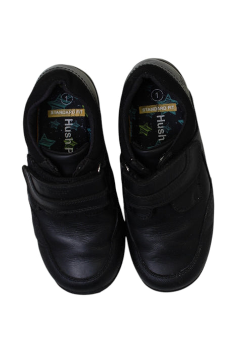 A Black Dress Shoes from Hush Puppies in size 7Y for boy. (Back View)