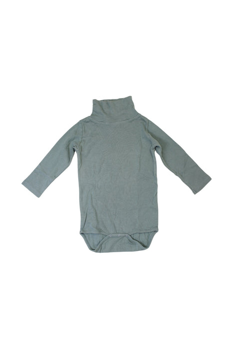 A Green Long Sleeve Bodysuits from Bonpoint in size 12-18M for boy. (Front View)