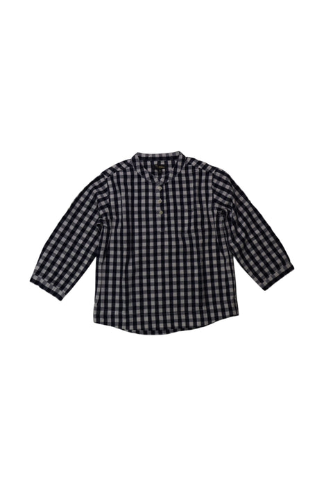 A Black Long Sleeve Shirts from Velveteen in size 5T for boy. (Front View)