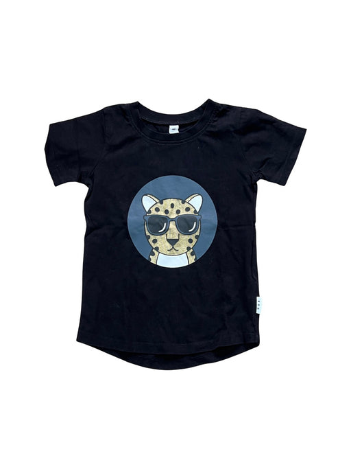 A Black Short Sleeve T Shirts from Hux in size 6T for neutral. (Front View)