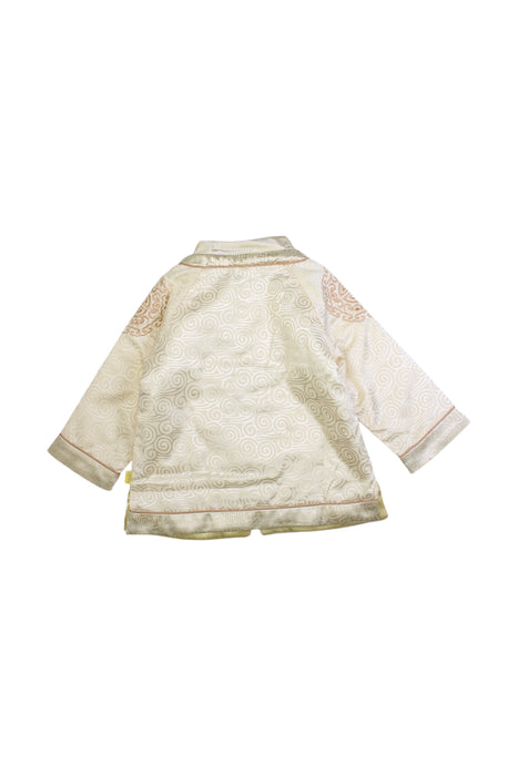 A Gold Coats from Mides in size 3T for neutral. (Back View)