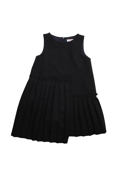 A Black Sleeveless Dresses from Momonittu in size 8Y for girl. (Front View)