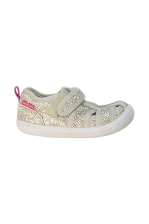 A Gold Sneakers from Stride Rite in size 18-24M for girl. (Front View)