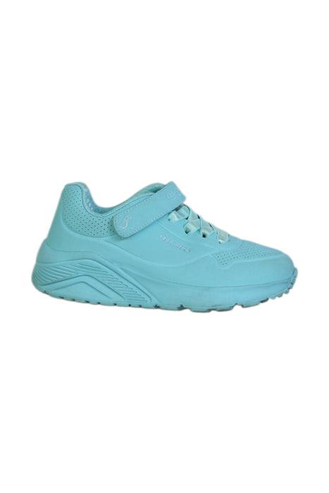 A Teal Sneakers from Skechers in size 6T for girl. (Front View)