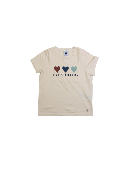 A Multicolour Short Sleeve T Shirts from Petit Bateau in size 6T for girl. (Front View)
