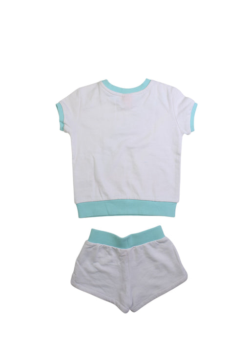 A Multicolour Shorts Sets from Juicy Couture in size 5T for girl. (Back View)