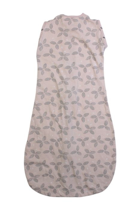 A Peach Swaddles from ErgoPouch in size 3-6M for girl. (Back View)