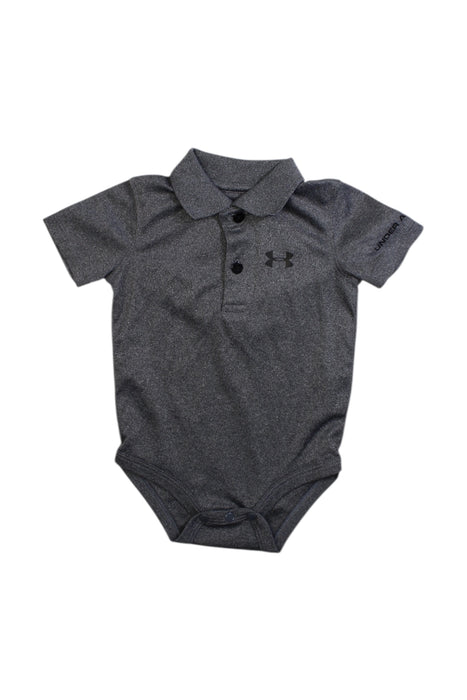 A Grey Short Sleeve Bodysuits from Under Armour in size 3-6M for boy. (Front View)