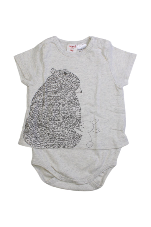 A Grey Short Sleeve Bodysuits from Seed in size 0-3M for boy. (Front View)