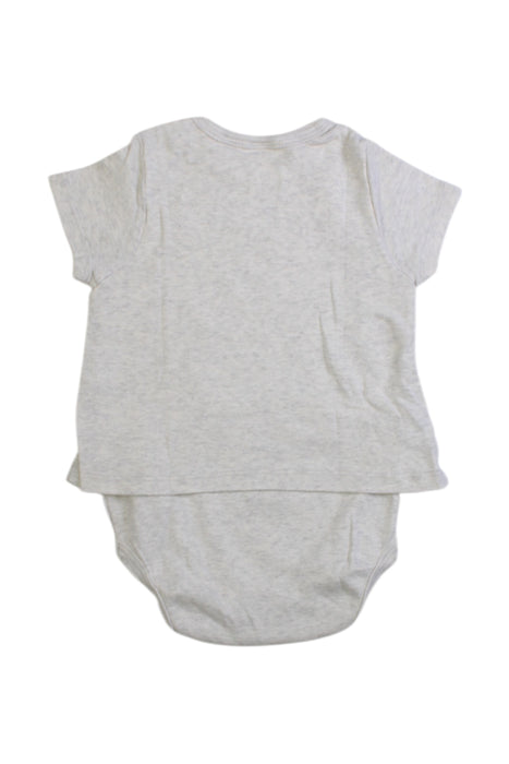A Grey Short Sleeve Bodysuits from Seed in size 0-3M for boy. (Back View)
