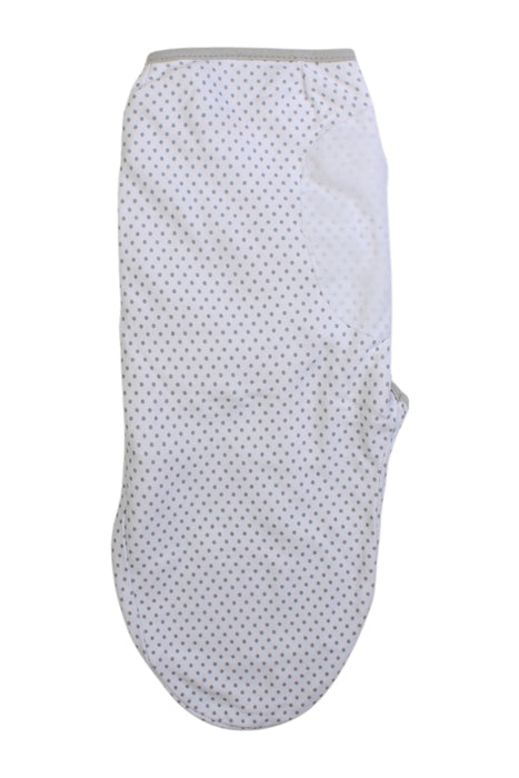 A Grey Swaddles from Ingenuity in size 0-3M for boy. (Back View)