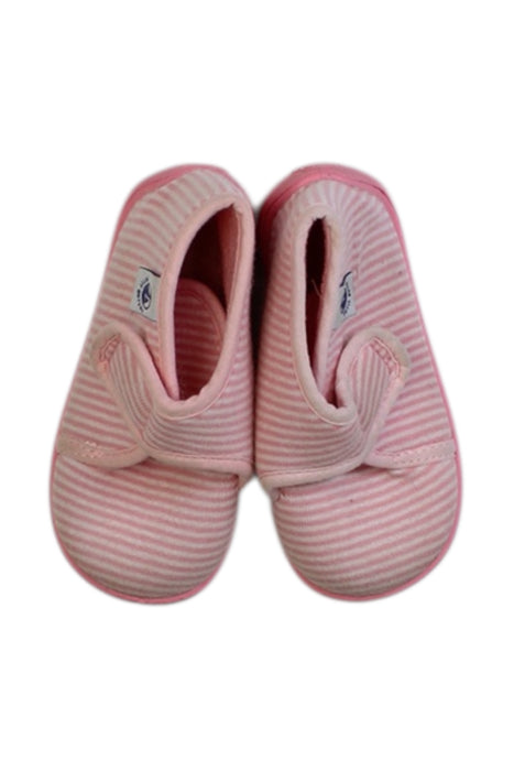A Pink Booties from Petit Bateau in size 12-18M for girl. (Back View)