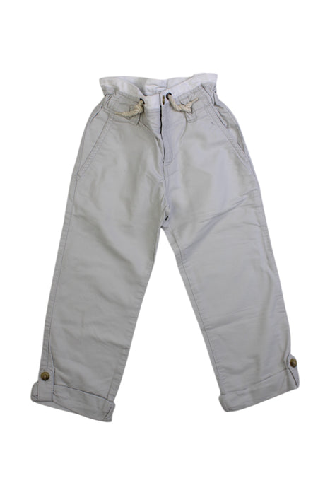 A Beige Casual Pants from Janie & Jack in size 5T for girl. (Front View)
