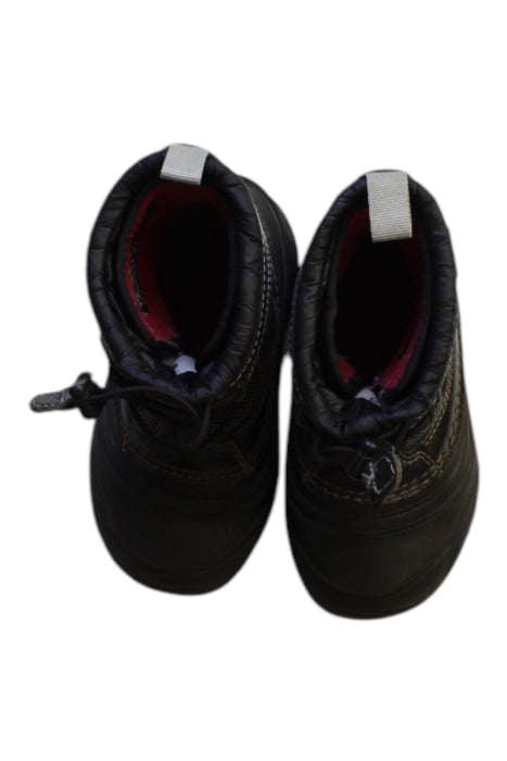 A Black Winter Boots from The North Face in size 5T for neutral. (Back View)