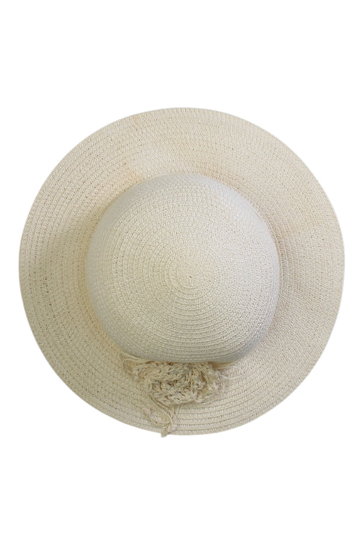 A Ivory Sun Hats from Comme Ca Ism in size O/S for girl. (Front View)