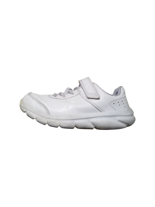 A White Sneakers from Under Armour in size 6T for neutral. (Back View)