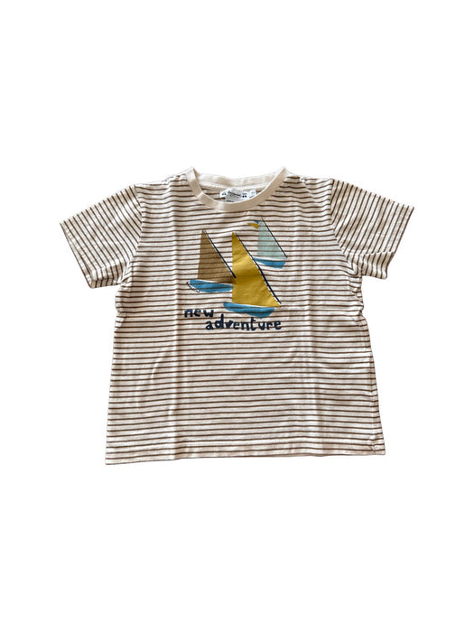 A Beige Short Sleeve T Shirts from Bonpoint in size 6T for boy. (Front View)